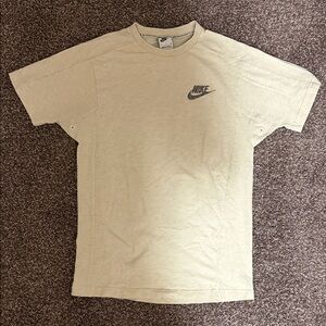 Nike Men's Beige Short Sleeve Tee